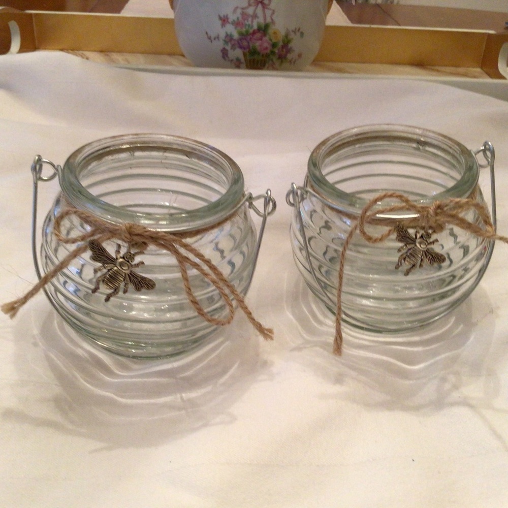 Two glass  jars with Bee direction